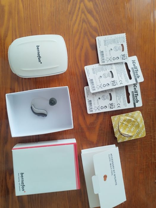 Продам слуховой аппарат.