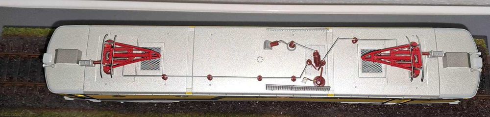 Vand o locomotiva electrica EA 060  ROMPETROL ,scara HO