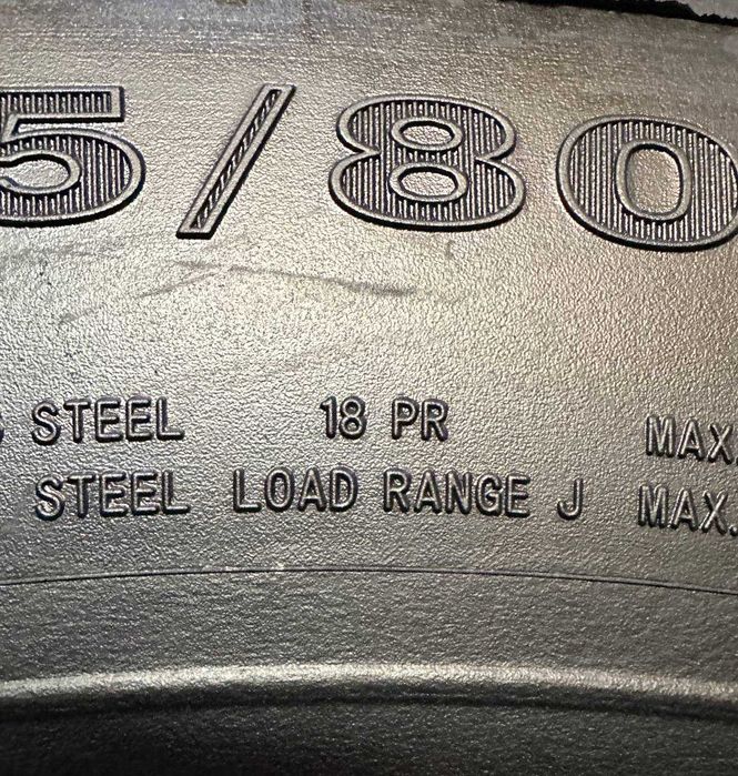 295/80 R22.5 Balon  sotiladi.