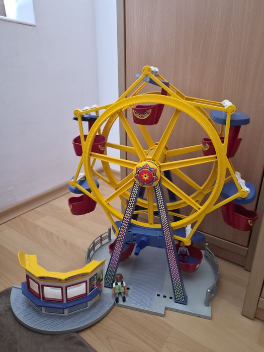 Лот от детски играчки