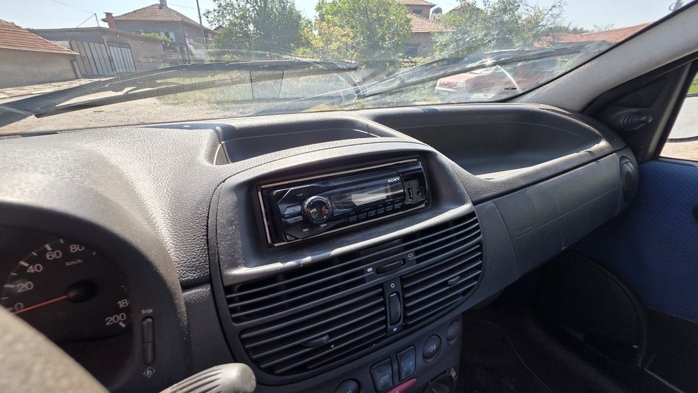 Fiat Punto 1.2 бензин – 2002 г.