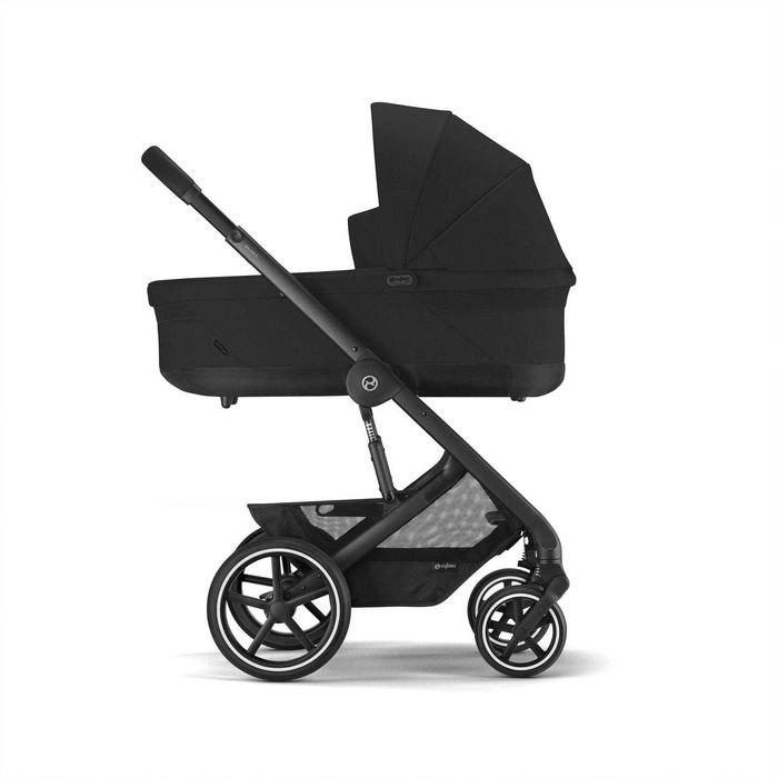 Cybex Кош за новородено Cot S Lux Moon Black