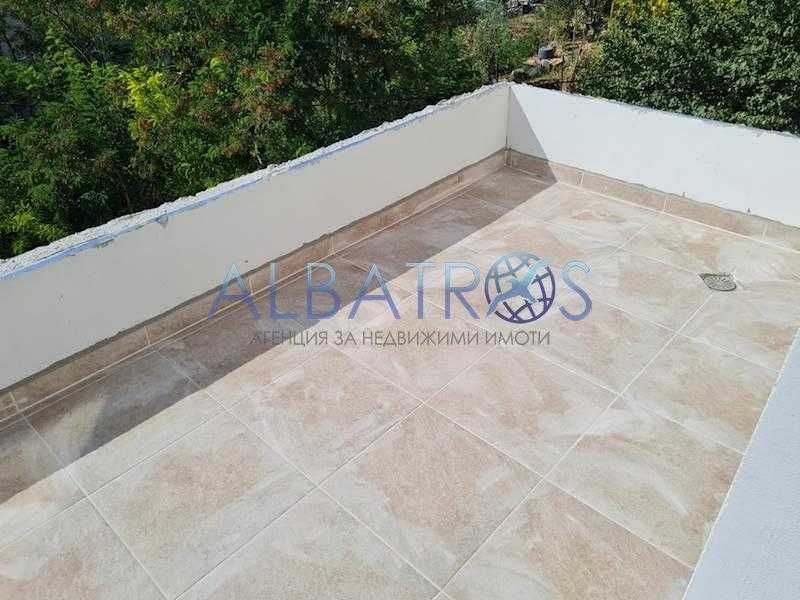 Продава се Двустаен апартамент в Варна, Изгрев - 77 кв.м за 1351 €/кв.м - Снимка #6