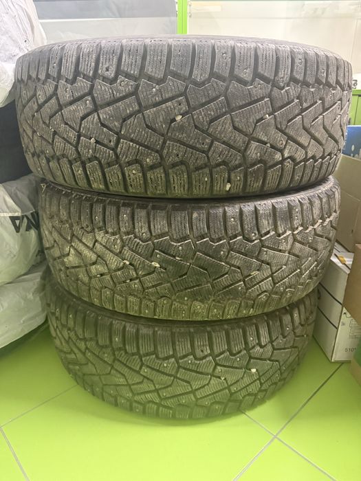 Pirelli ice zero 245/55/19