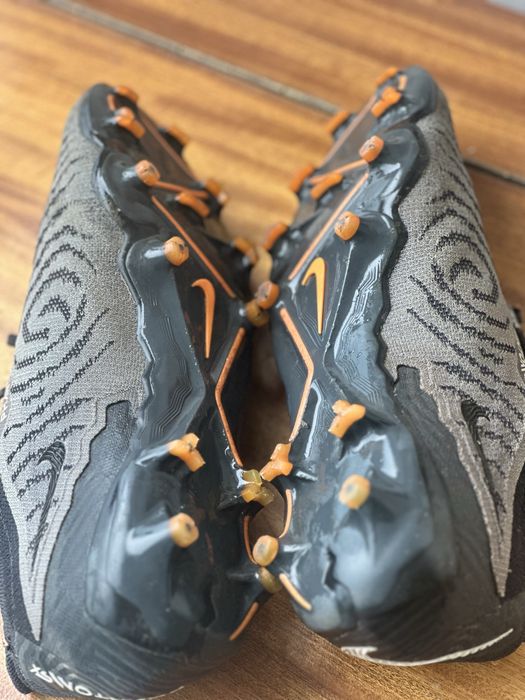 Футболни  обувки