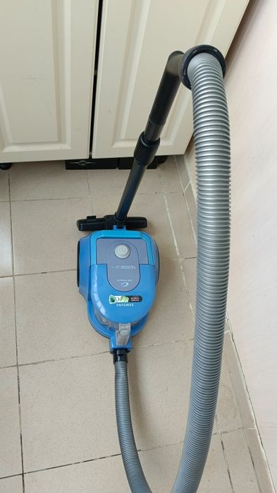 Пылесос Samsung 1600w