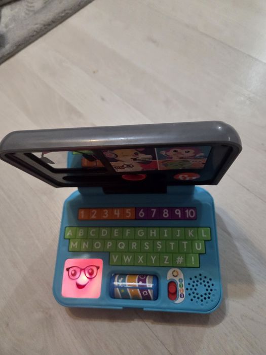 Vând Laptop copii, Fisher price, in stare foarte bună, pret 50lei