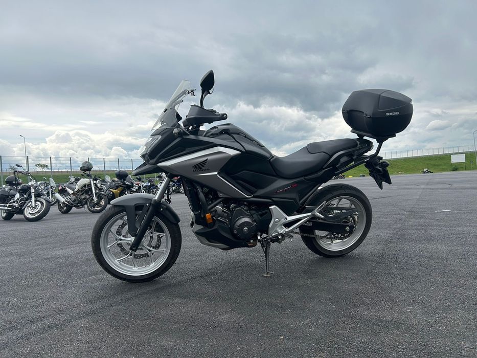 De vanzare HONDA NC 750X