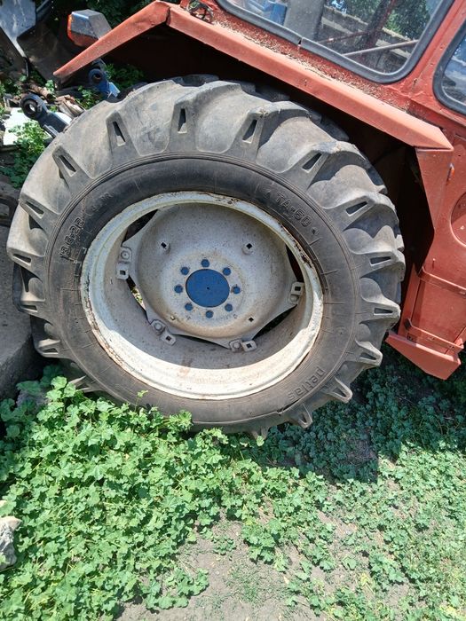 Tractor u445 cu 2 manete