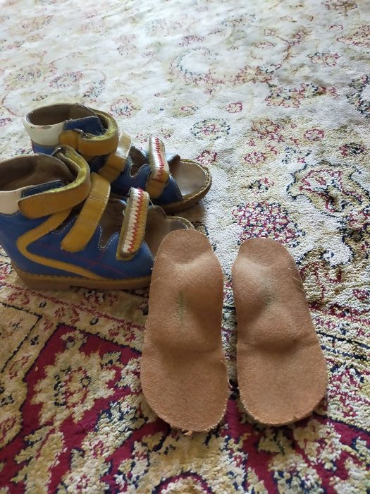 Ортопедический обувь