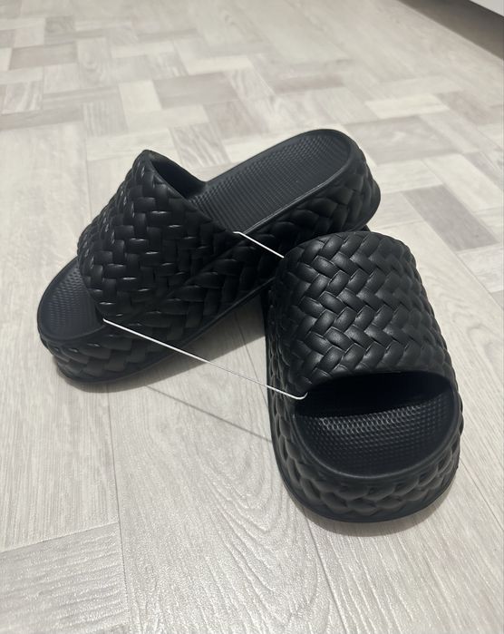 Шлепанцы натуральная кожа