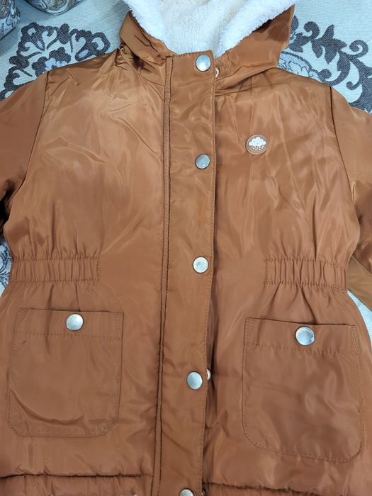 Продам детскую куртку