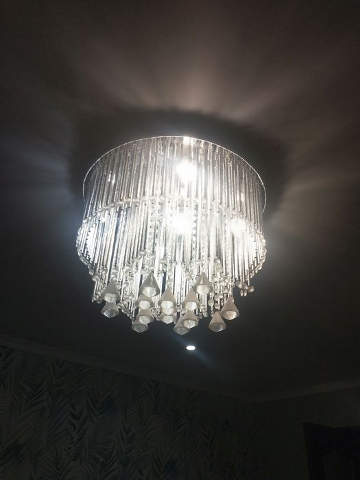 Люстра в гостиную