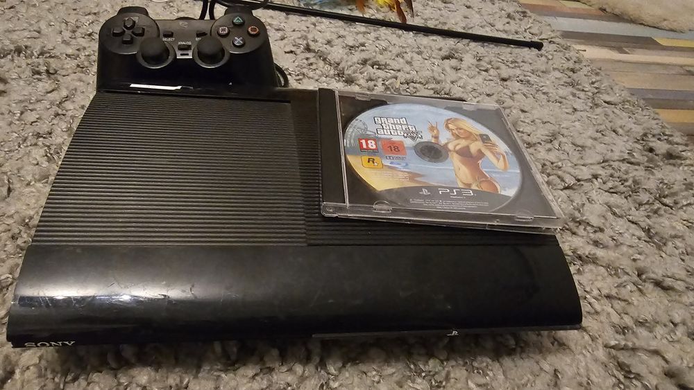 Playstation 3 Sony ps3 + joc GTA 5 si Fifa