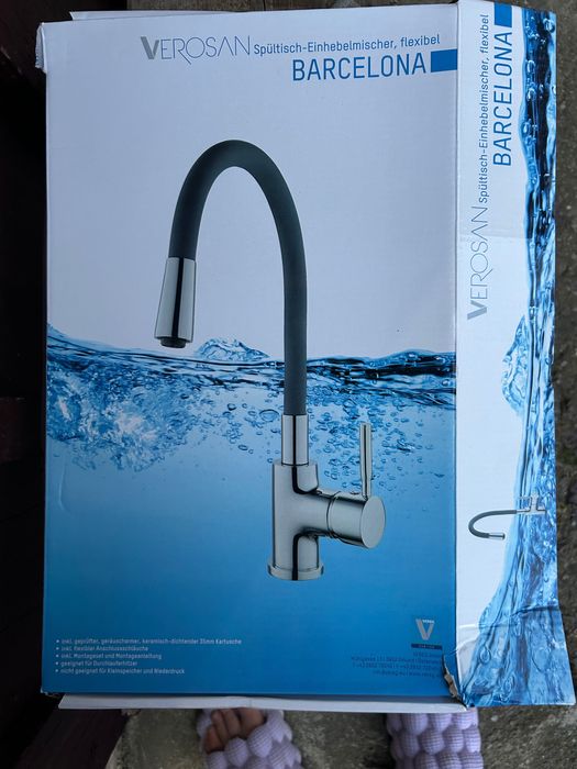 Baterie de bucătărie nouă de foarte bună calitate