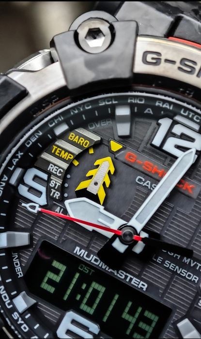 Casio G-Shock Mudmaster GWG-2000 cu cutie originală - Carbon Triple Sensor