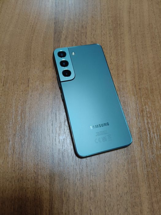 Самсунг S 22 Мощный смартфон в идеале