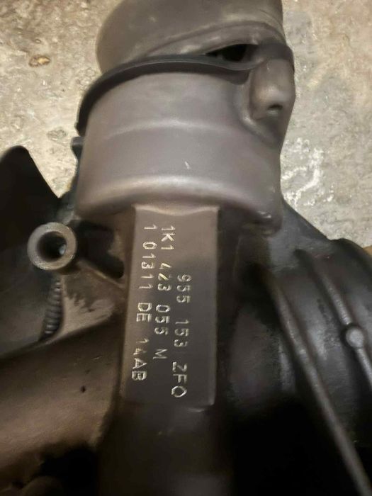 1К1 423 055M , Рейка за Фолксваген Голф Плюс пасат б6