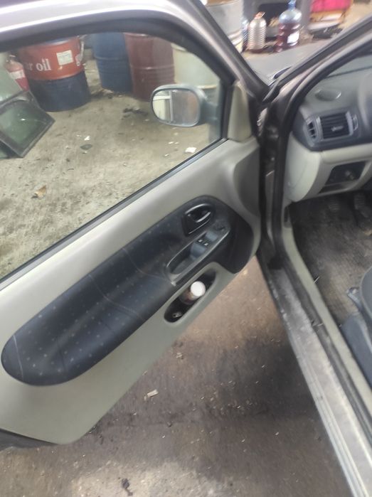 Рено Клио 1.2 бензин на части