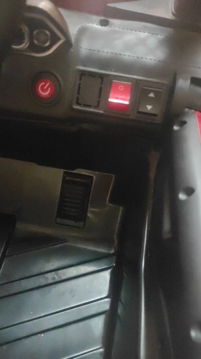 Детская машинка продаётся новая не раз не катались возможно в рассрочк