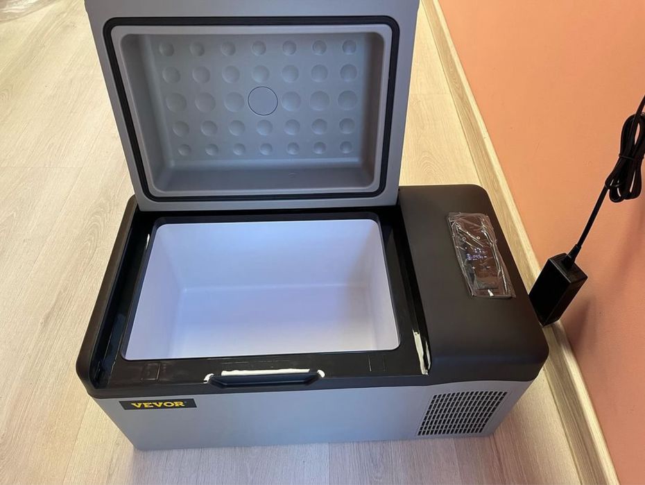 Нов 20L Преносим Фризер и хладилник за кола тир и бус, до -20°C, 12/24V + 220V, Bluetooth, лек и компактен за къмпинг и риболов
