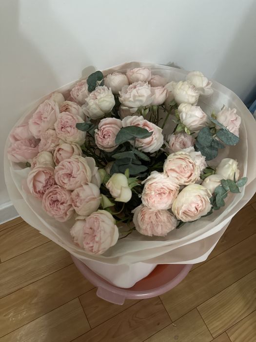 Продается букет цветов свежий