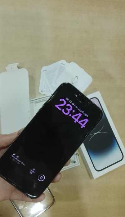 Продам IPhone 14 pro max