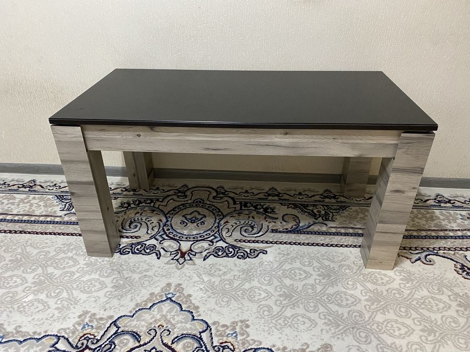 Журнальный столик 400.000