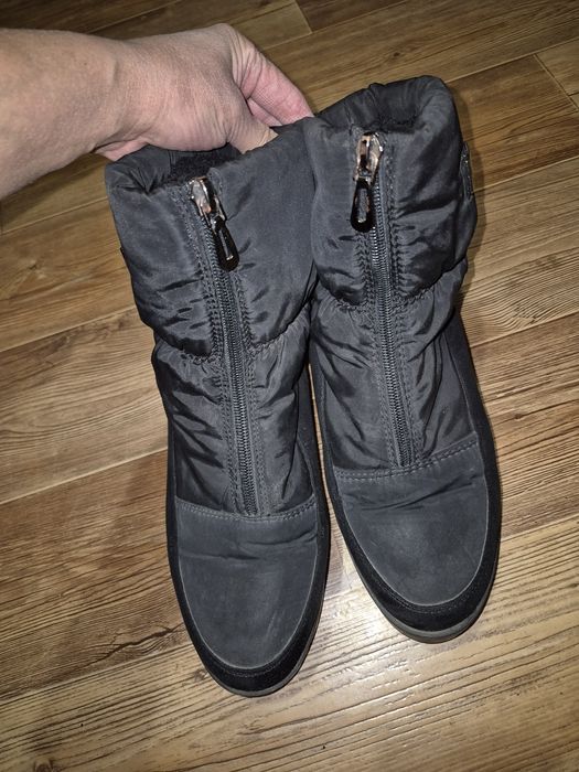 Продам зимние дутыши