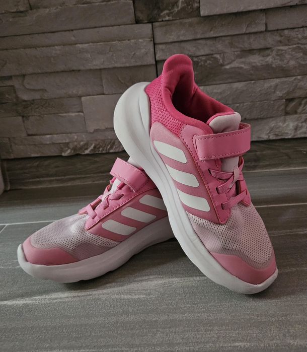 Маратонки за момиче н.34