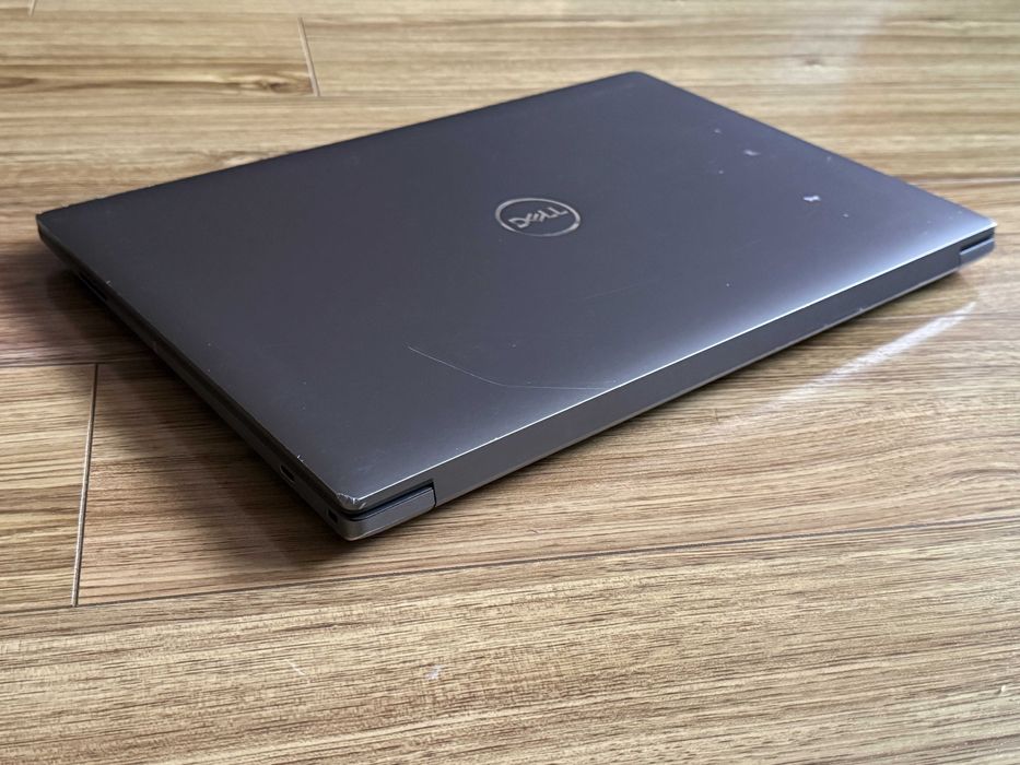 4K OLED Touch DELL 5680`i7-13800H/RTX 4000 ADA-12GB/32GB RAM/512GB SSD