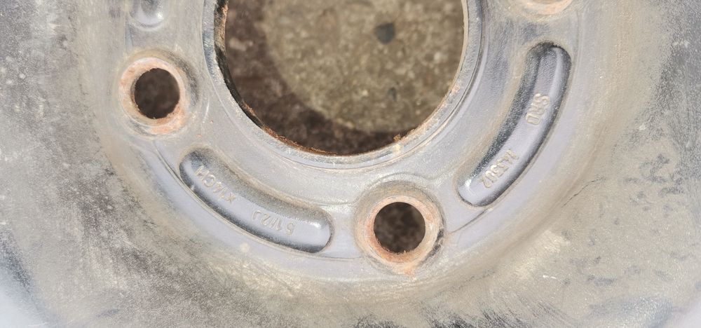 4 jante ford r14 4x108 et 47,5 cu anvelope vara 185 60 r14