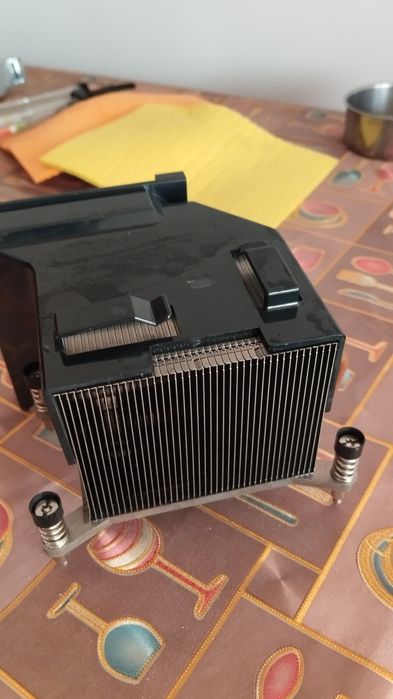 Cooler răcitor radiator cu țevi de cupru