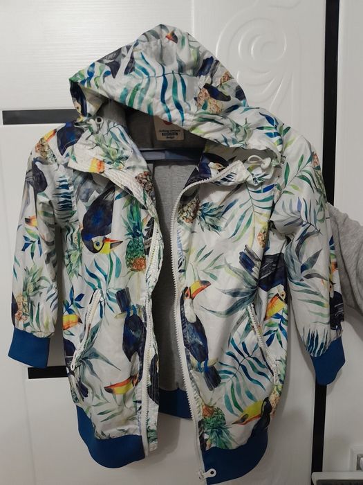 Продам б/у комплект для девочки