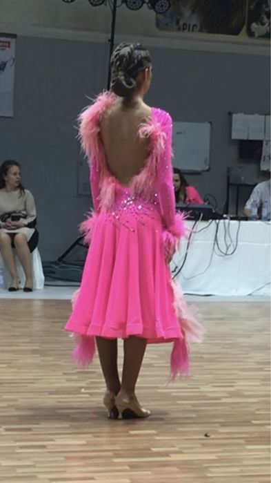 Рокля за спортни танци - стандарт