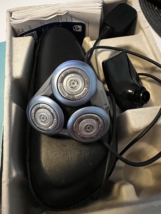 Aparat de ras philips shaver 6000