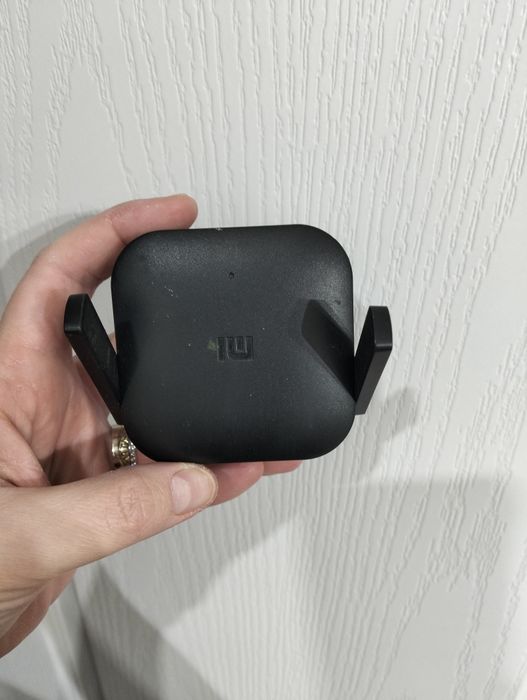 Este dar amplificator wifi  Xiaomi mi