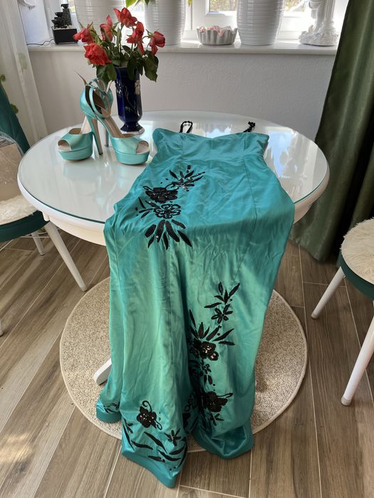 Rochie turcoaz model excepțional