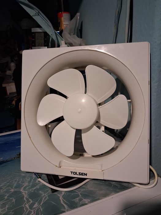 Vând ventilator TOLSEN FX Force  Xpress 250 mm, industrial, 38W, 30dB, 860m³/h - putin folosit!