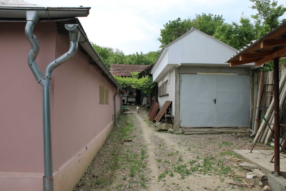 Casa + teren în Parava,Bacau