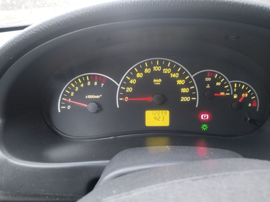 Продам приору 2072