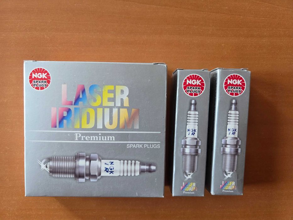 Запалителни свещи NGK 93560