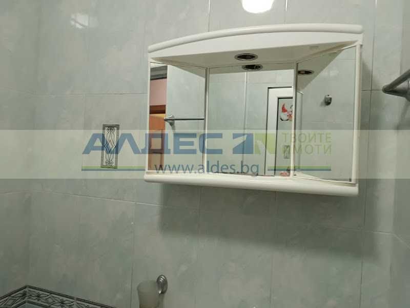 Продава се Двустаен апартамент в София, Люлин 8 - 62 кв.м за 2581 €/кв.м - Снимка #9