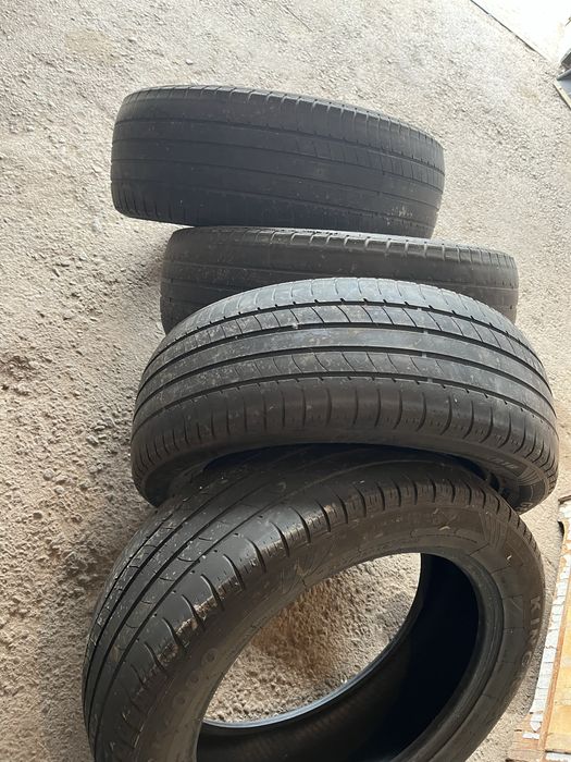 Продам резину на 18