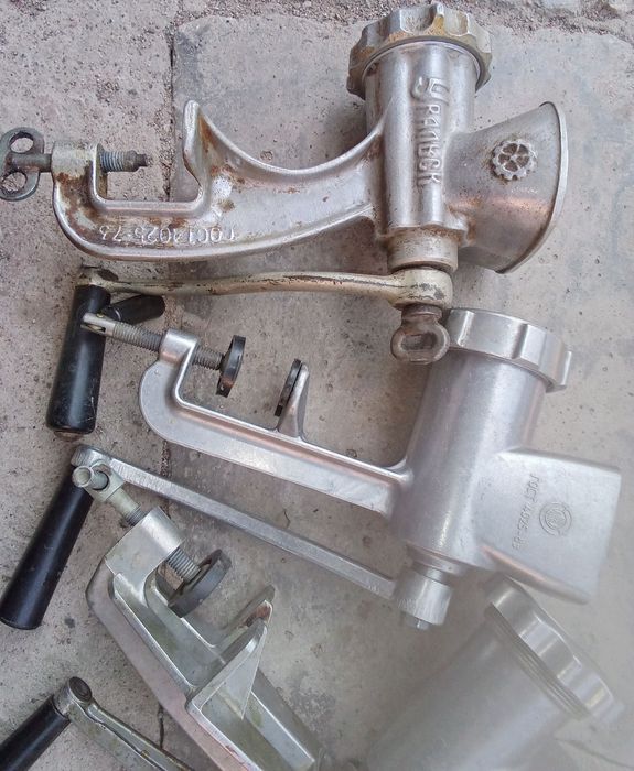 Мясорубки ручные б/у