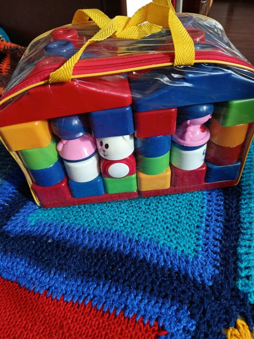 Лего,  аналог крупного размера