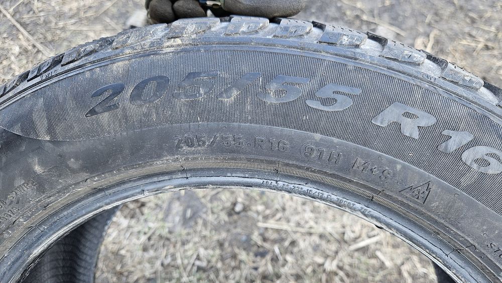 2бр гуми 205 55 16 пирели
