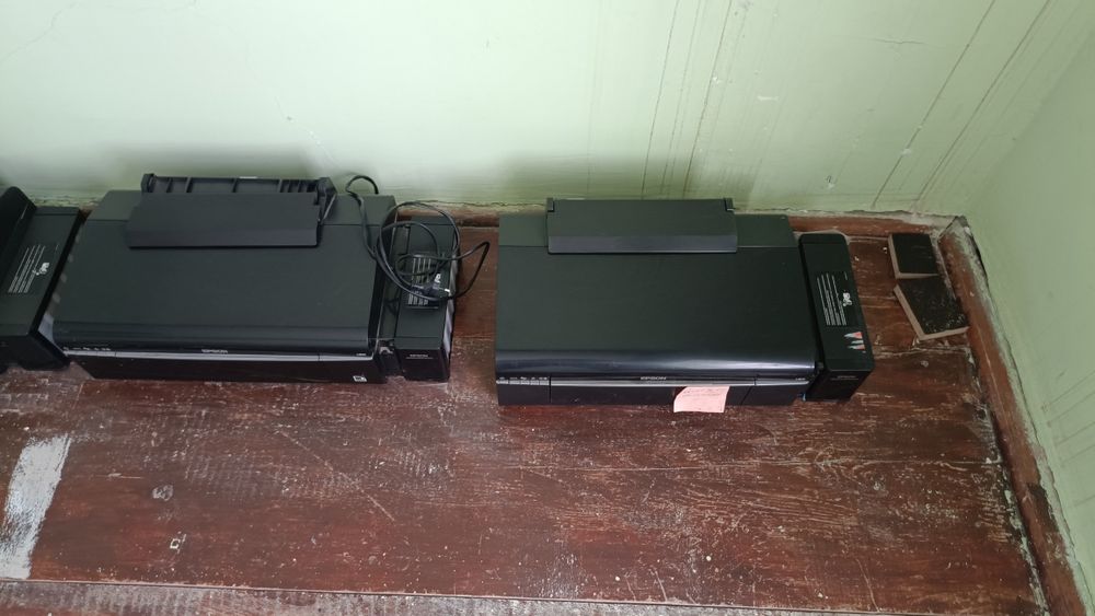 Epson L805 printer 2 ta