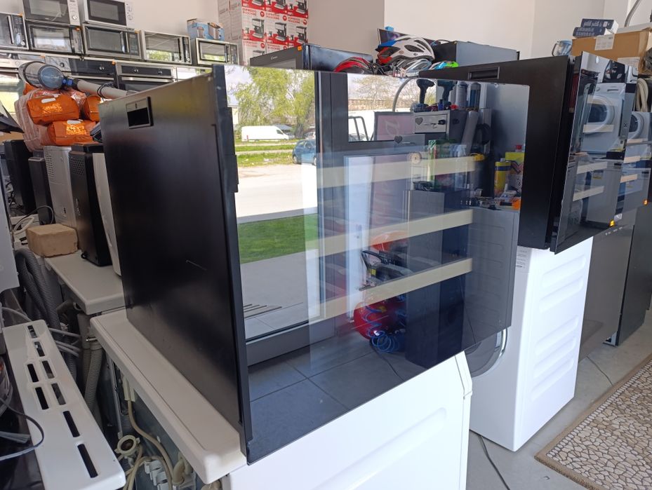 Нова!!! Витрина Охладител за вграждане за вино WINE COOLER