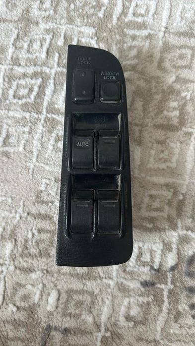 Блок стеклоподьемника Karina E